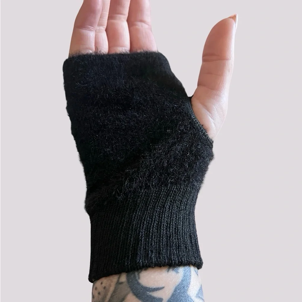 Black Fingerless Warm and So Soft Gloves
